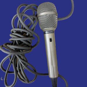 Vintage Realistic Cardioid Dynamic Microphone 33-1071